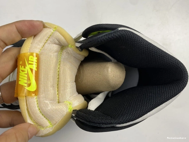 MaikeSneakers HIGH RETRO 'VOLT OG AIR GOLD' JORDAN 555088-118 1 0627